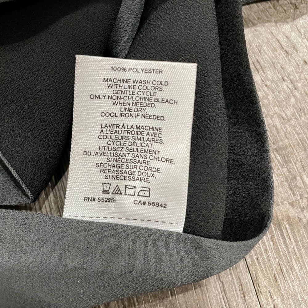 Express Tank Top - Picture 3 of 4